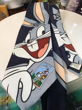 Bugs Bunny Looney Tunes Necktie